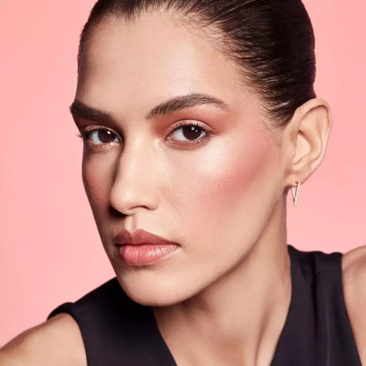 How to Apply Blush