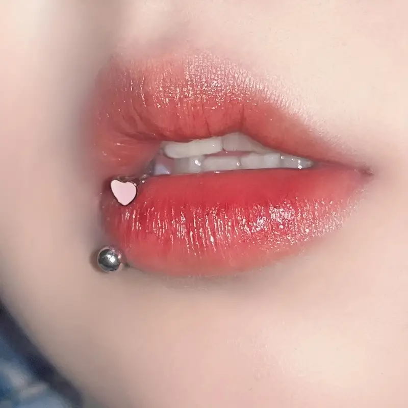 vertical labret ring