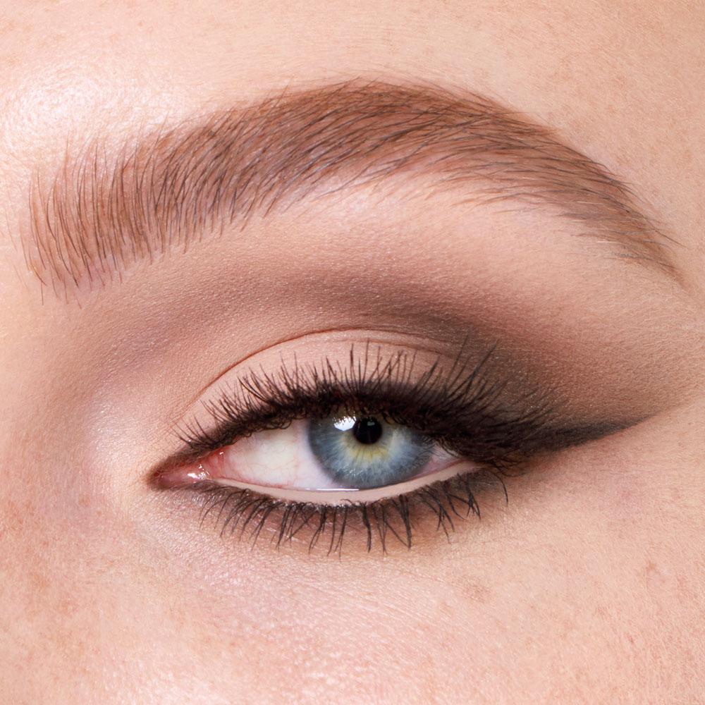 how to turn eyeshadow into eyeliner