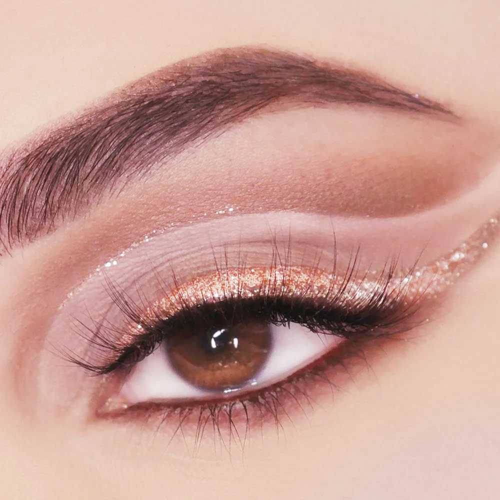 glitter eyeliner