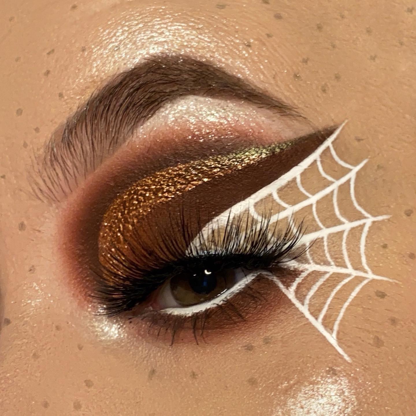 easy spider eye makeup