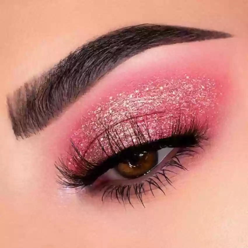 eye glitter makeup