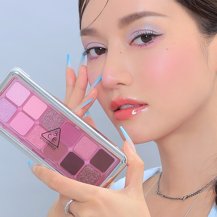 pink eyeshadow palette